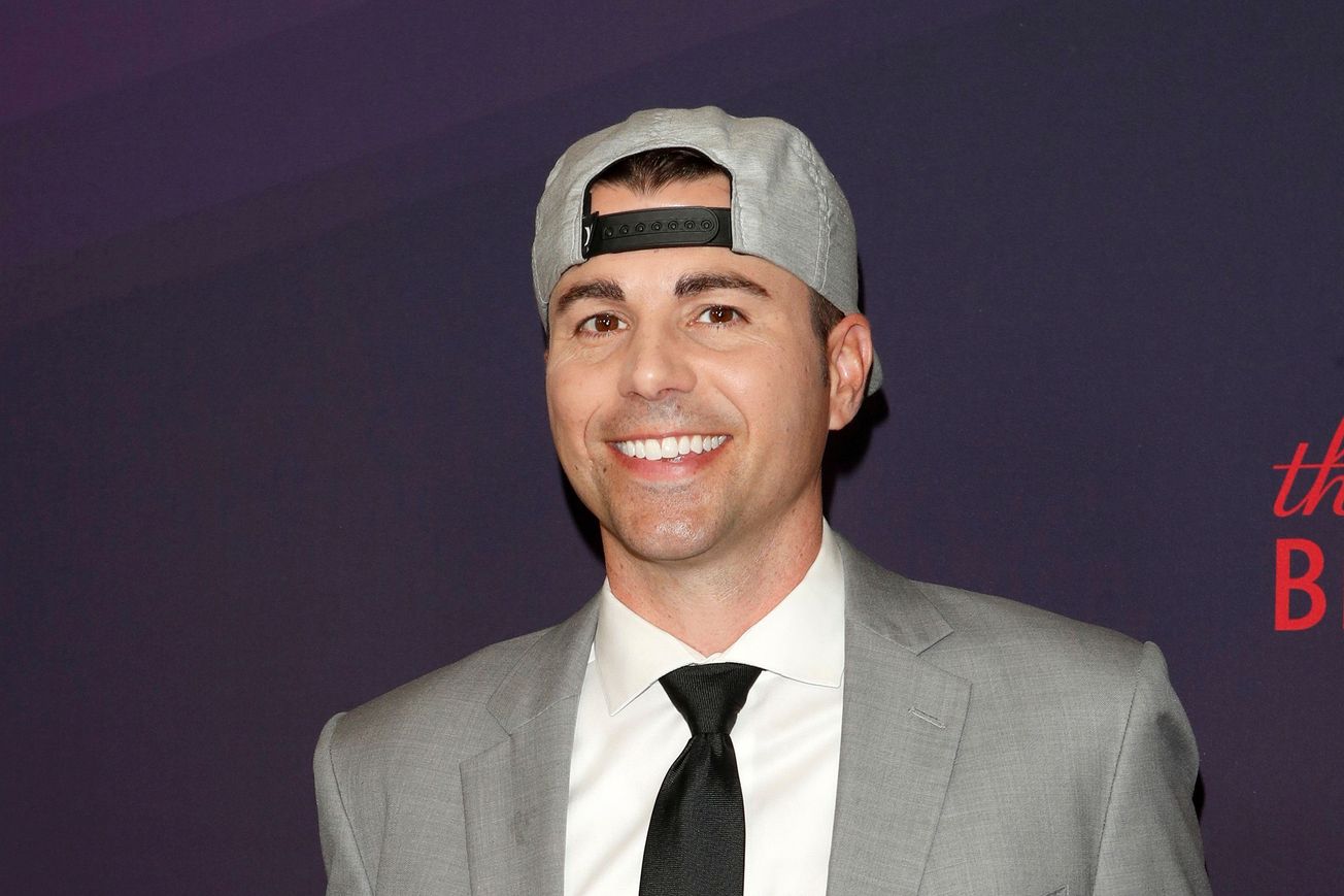 Mark Rober Net Worth, Salary, Early Life